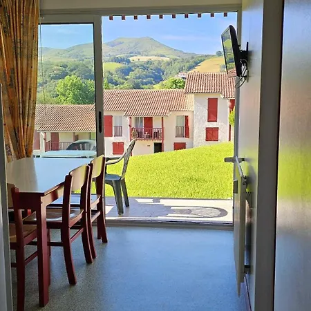 Pause Nature A Au Coeur Du Pays Basque *